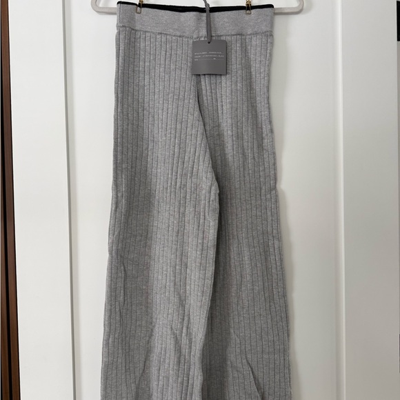 Marled Gray Knit Cardigan with Black Trim - Picture 6 of 8